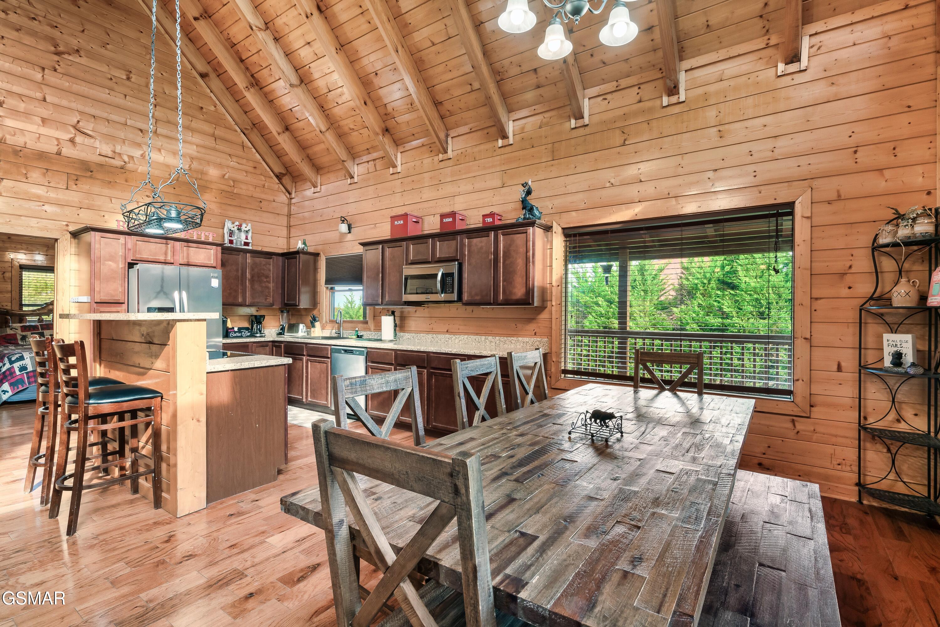 3205 Grinders Way Way