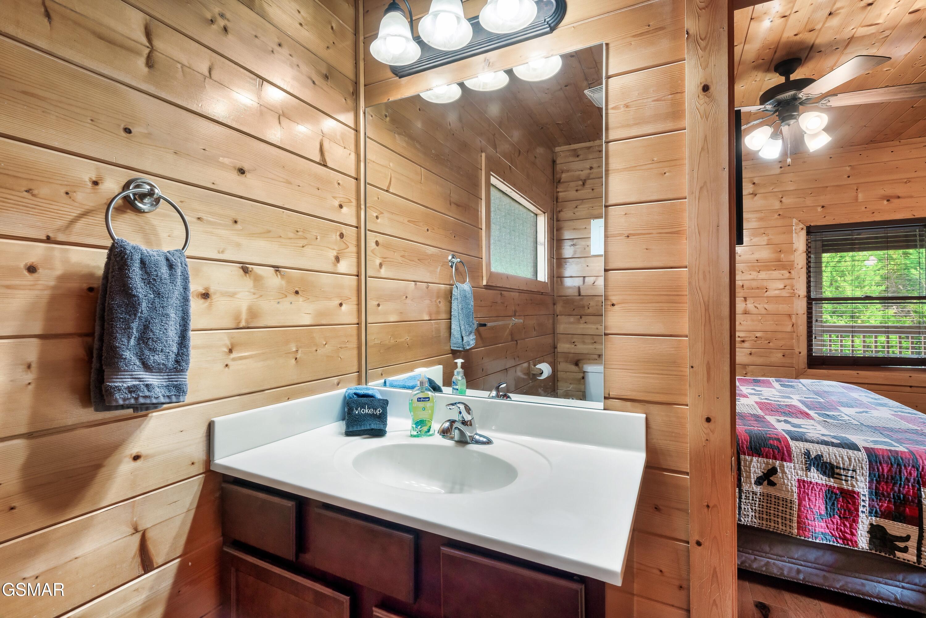 3205 Grinders Way Way