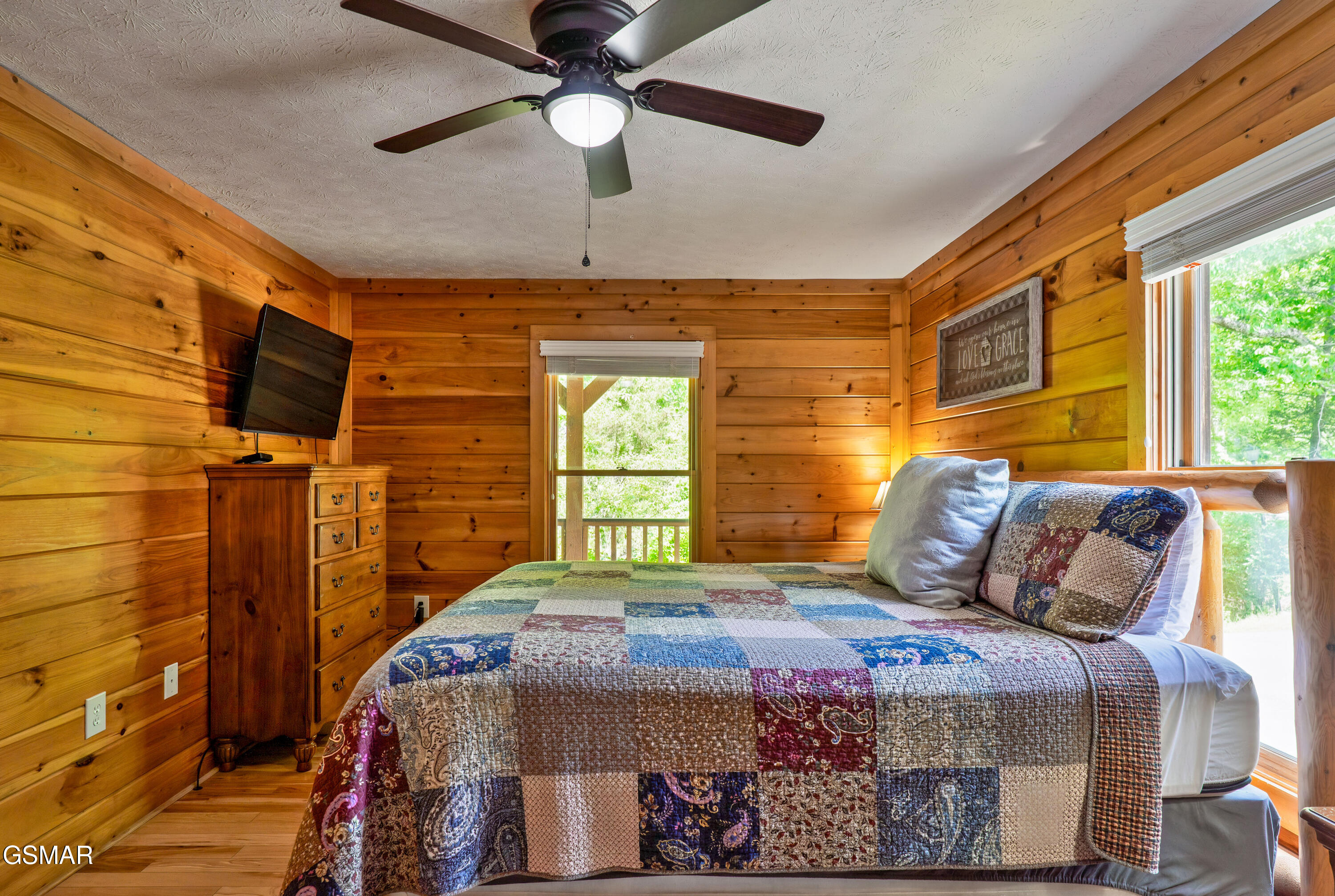 2917 Barnes Drive Drive