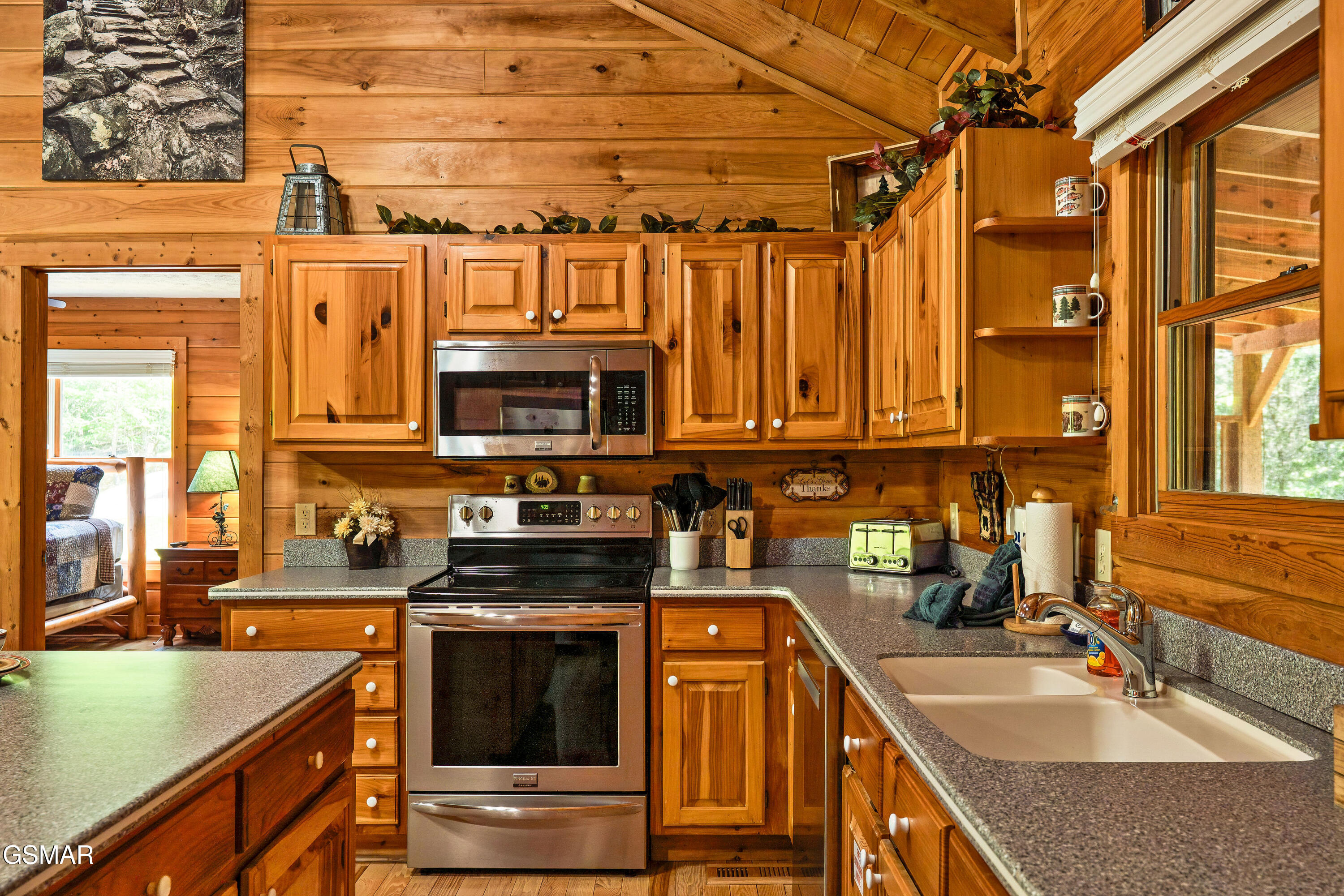 2917 Barnes Drive Drive