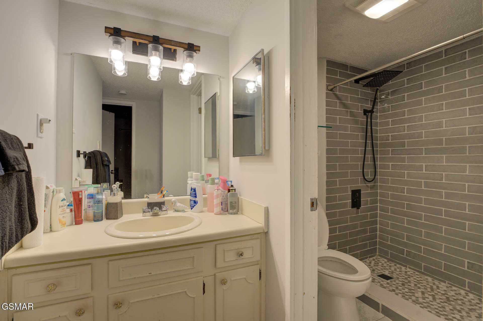 1081 Cove Road Road Unit: 621