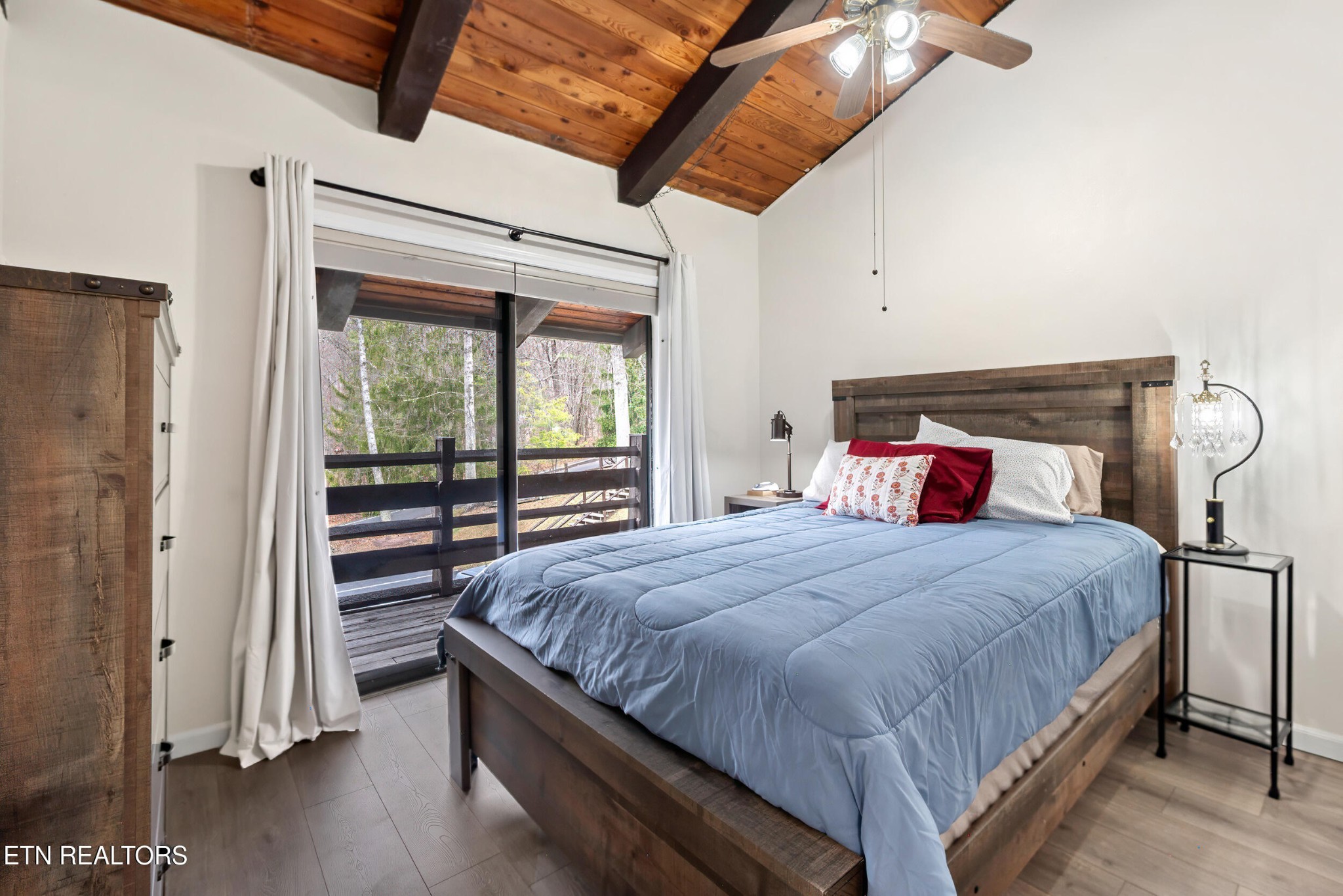 1081 Cove Rd Unit: 832