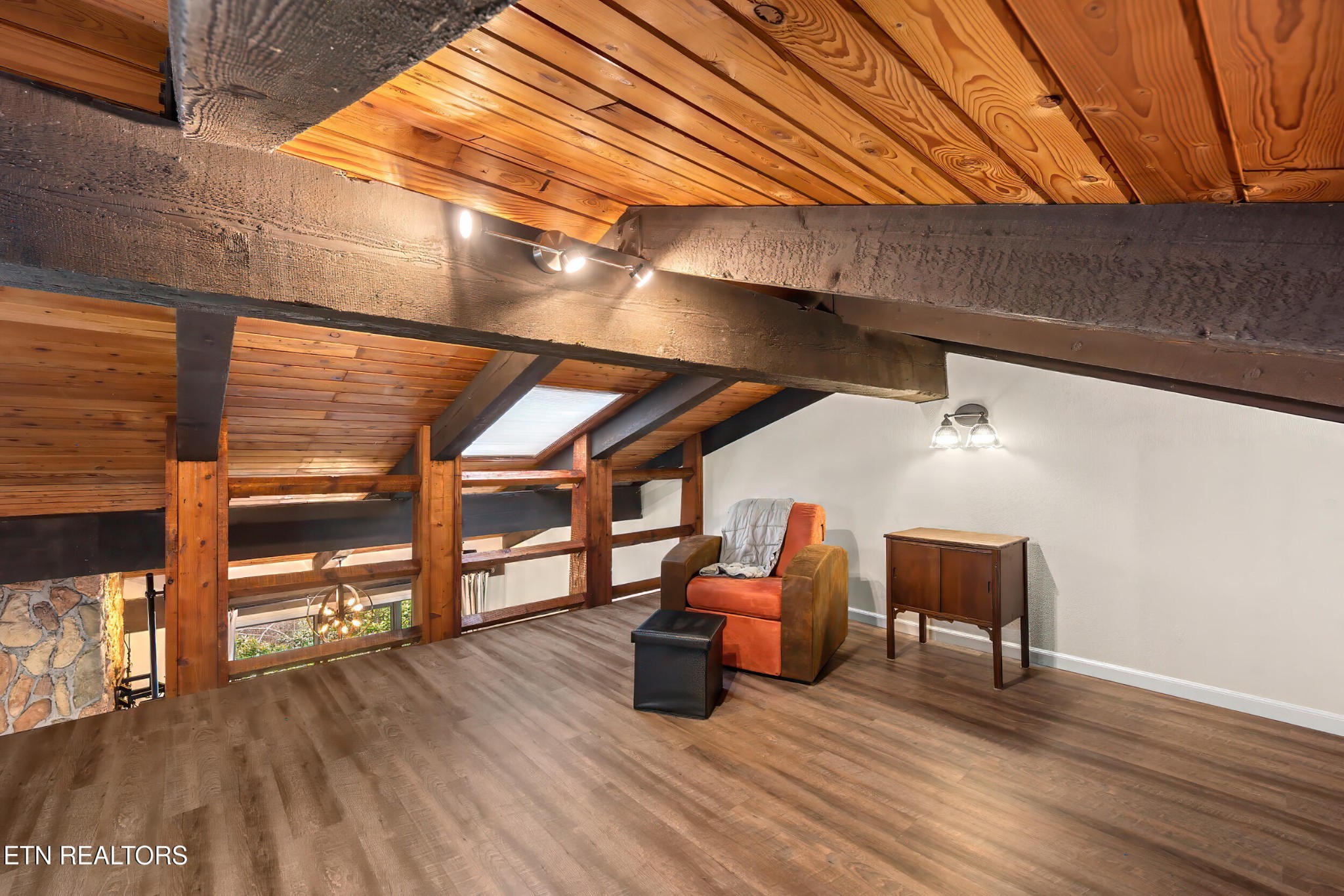 1081 Cove Rd Unit: 832