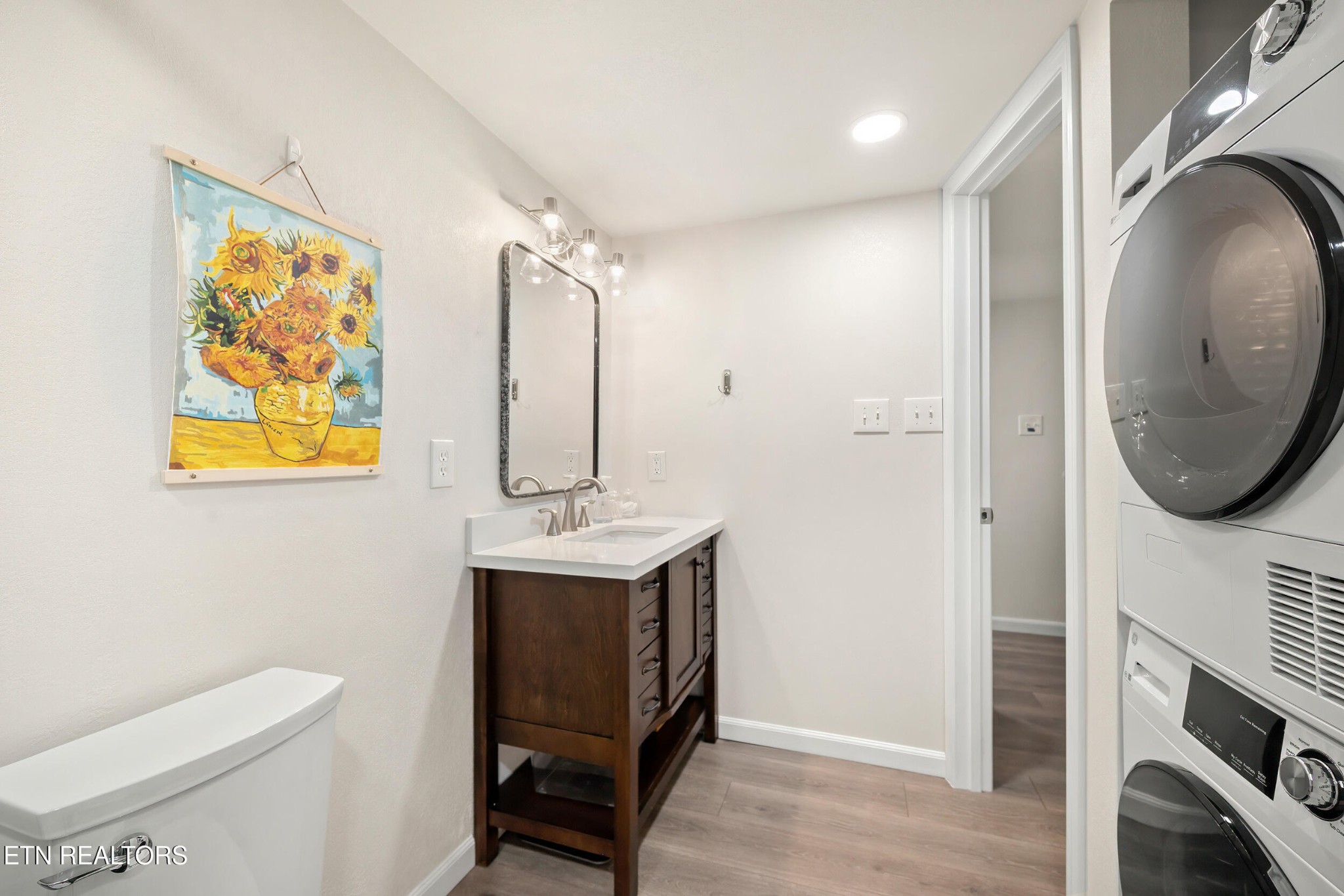 1081 Cove Rd Unit: 832