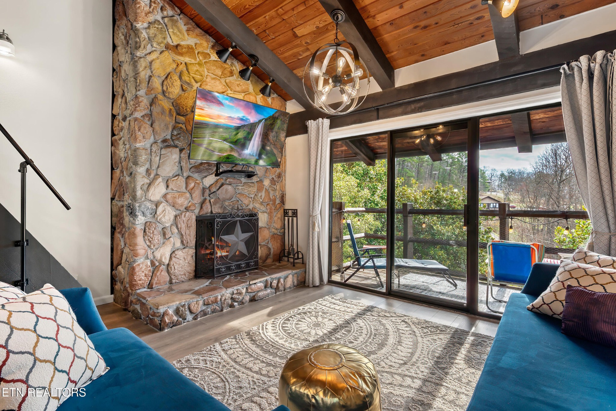 1081 Cove Rd Unit: 832