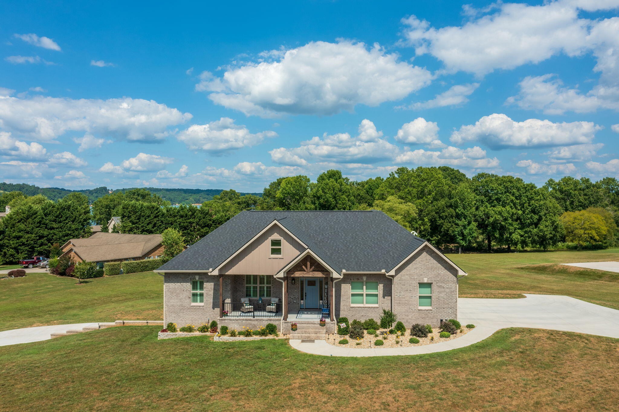 107 Duck Pond Drive