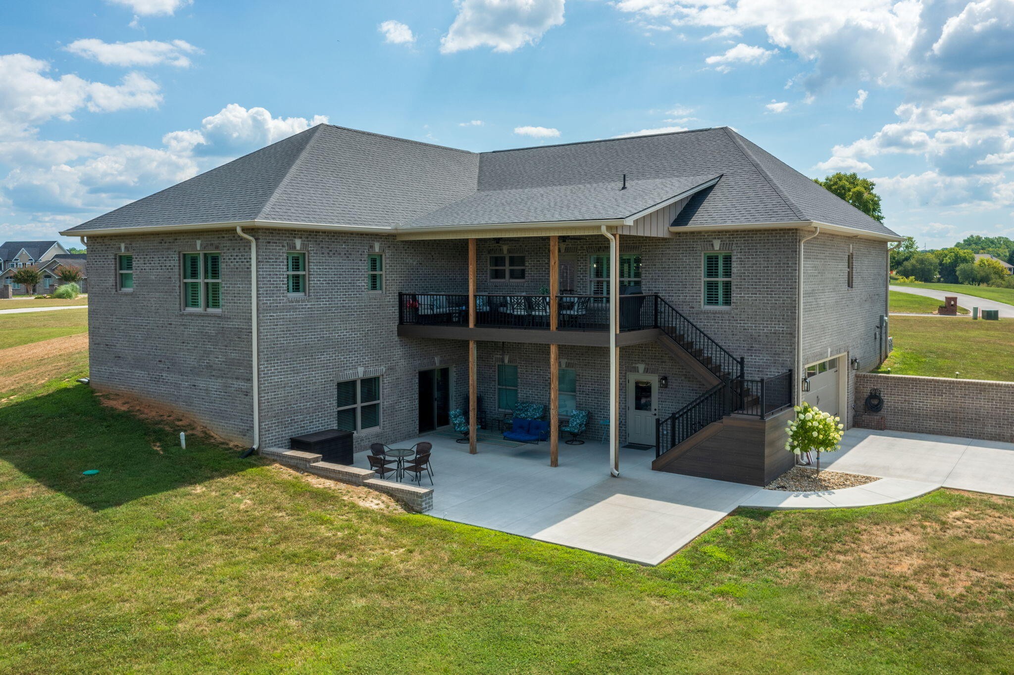 107 Duck Pond Drive