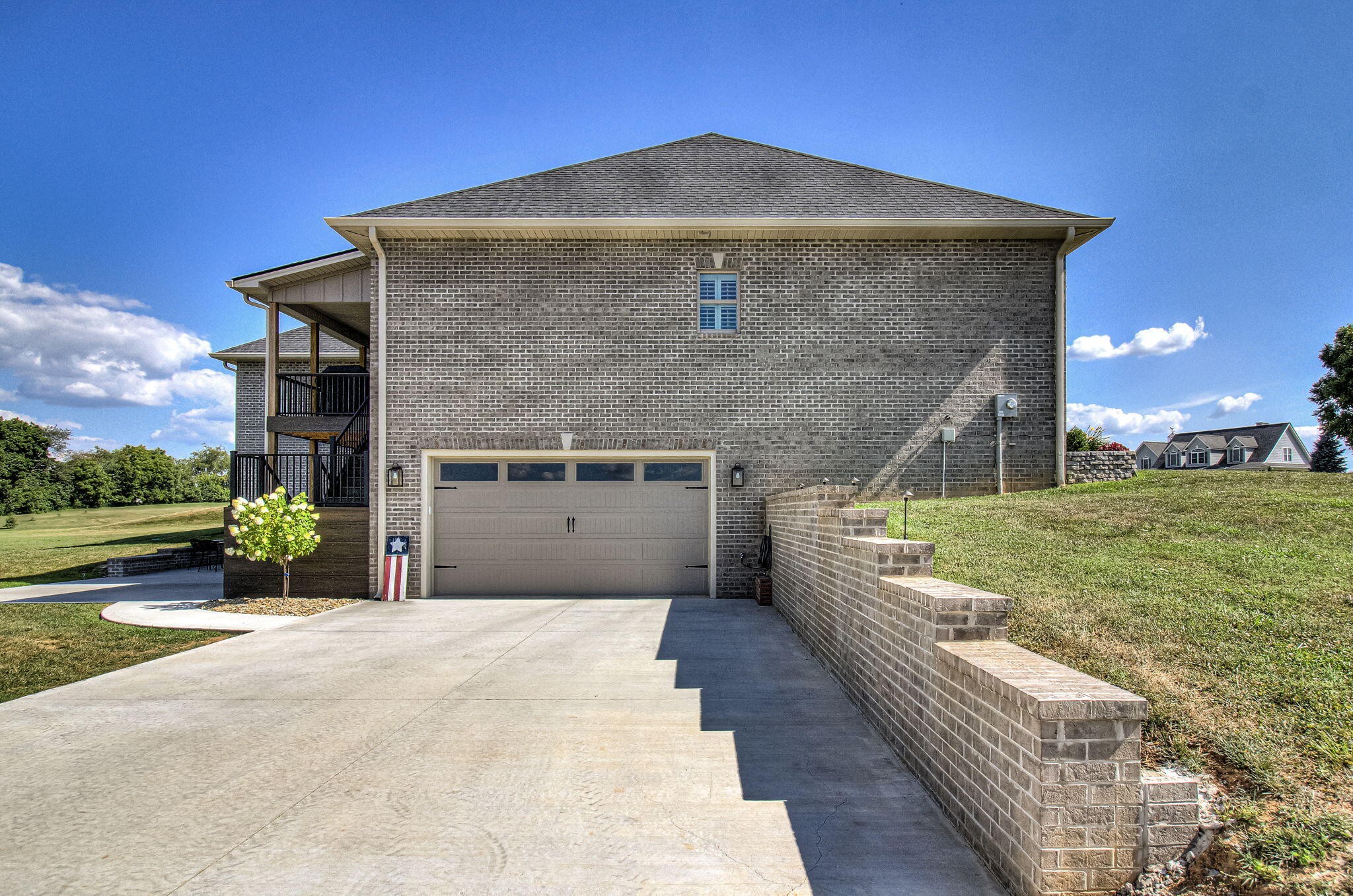 107 Duck Pond Drive