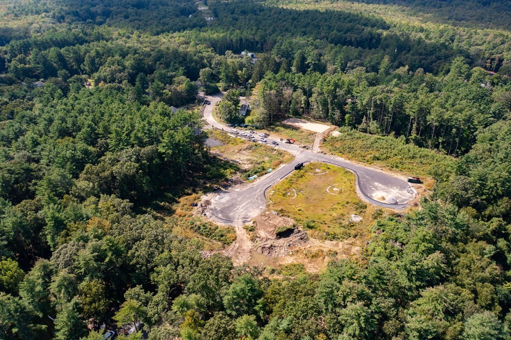 13 Howland Trail # 7