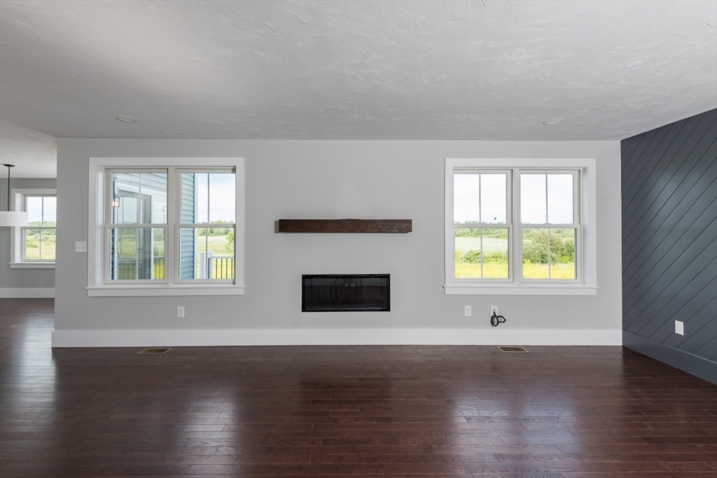7 Chippewa Way