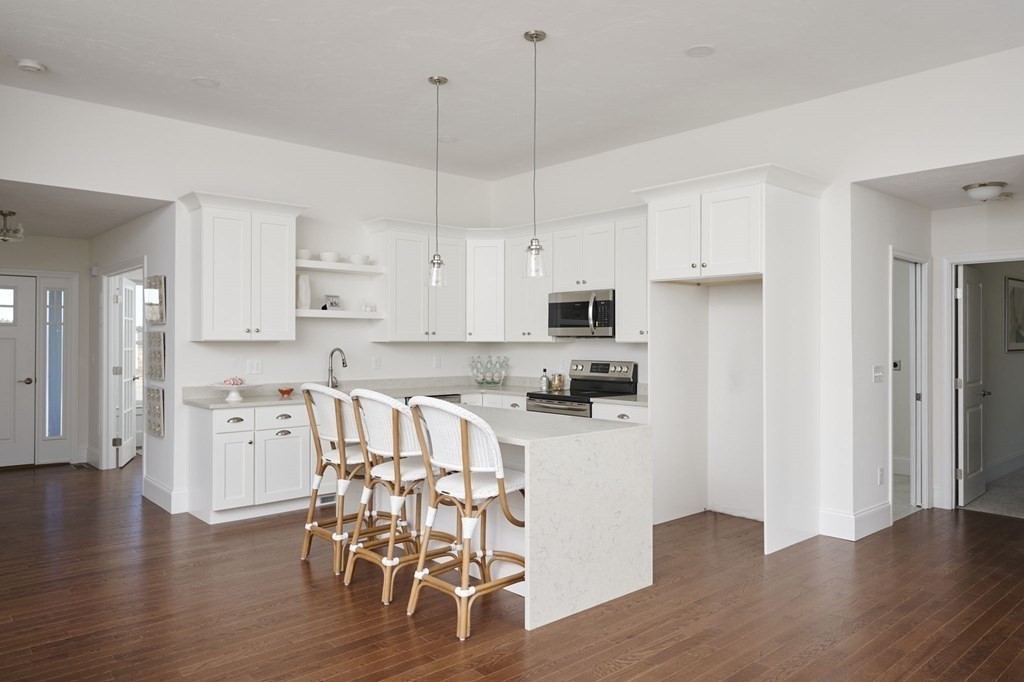 33 Metacomet Road # 33 Unit: #33