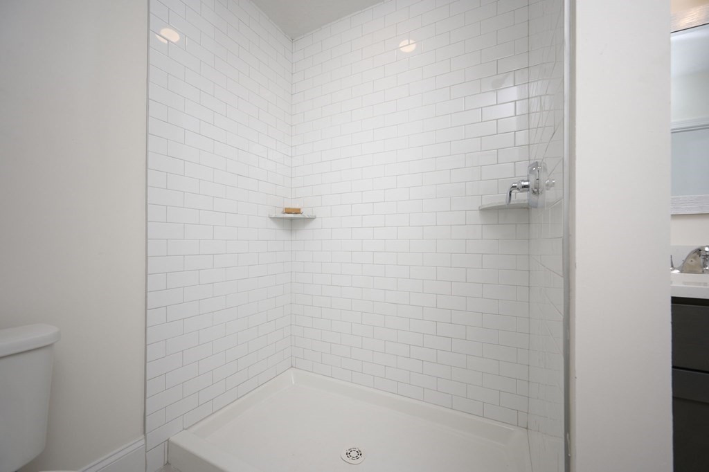 33 Metacomet Road # 33 Unit: #33