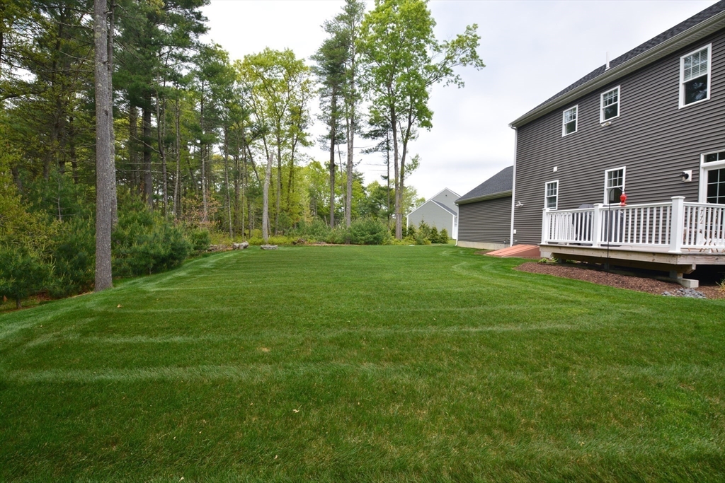 27 Cobblestone Ln