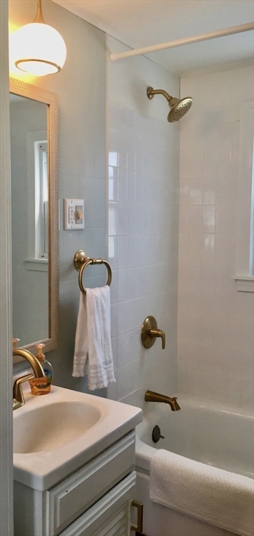 42 Elm St
