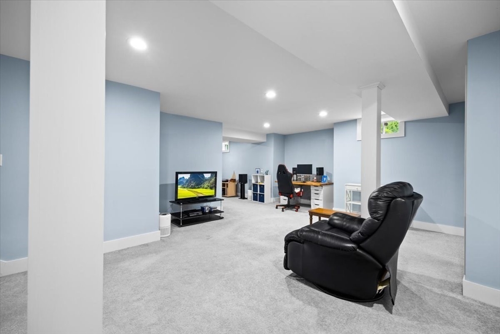 220 Center Street # 6