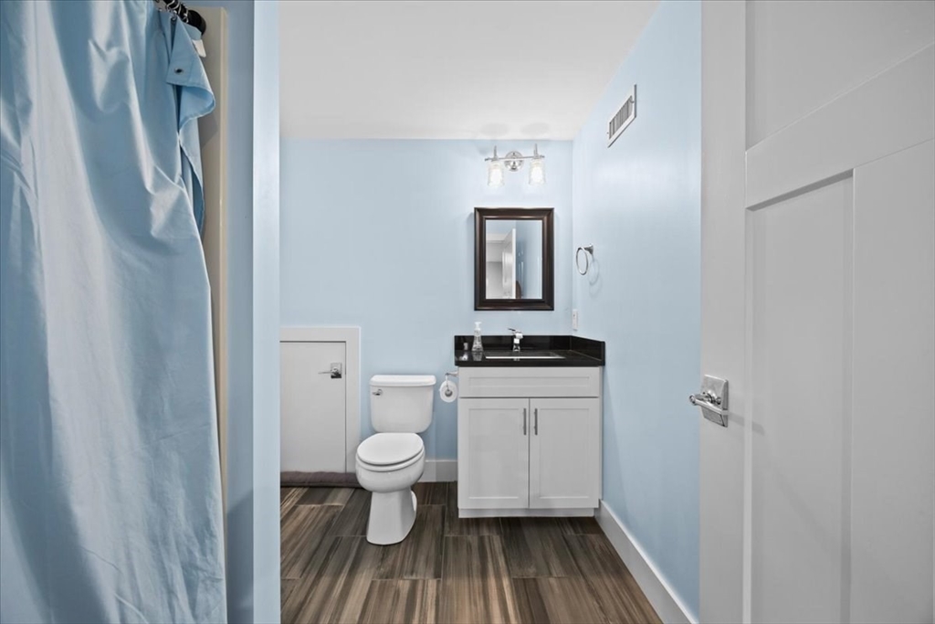 220 Center Street # 6