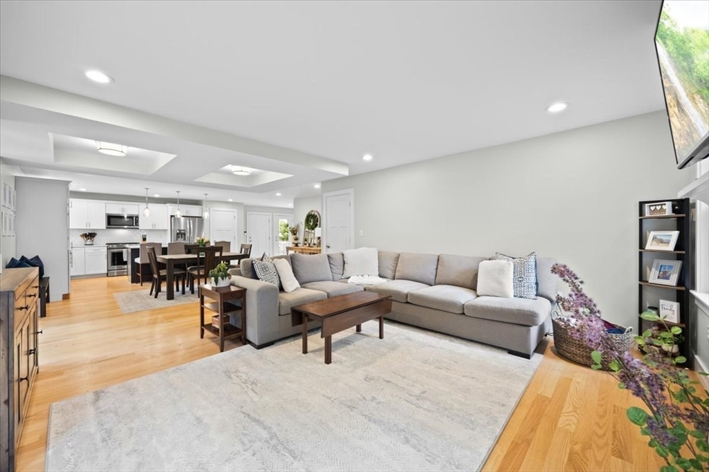 220 Center Street # 6