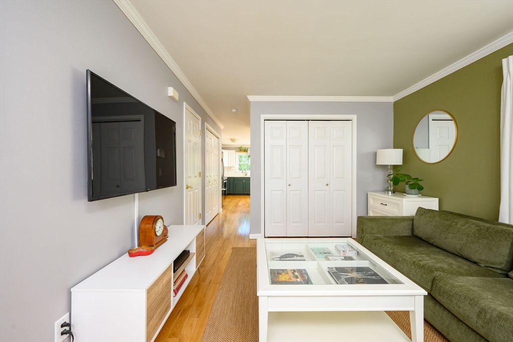 105 Wampatuck St # 2