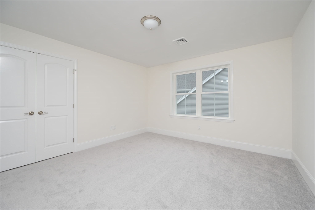 26 Howland Trail # 32