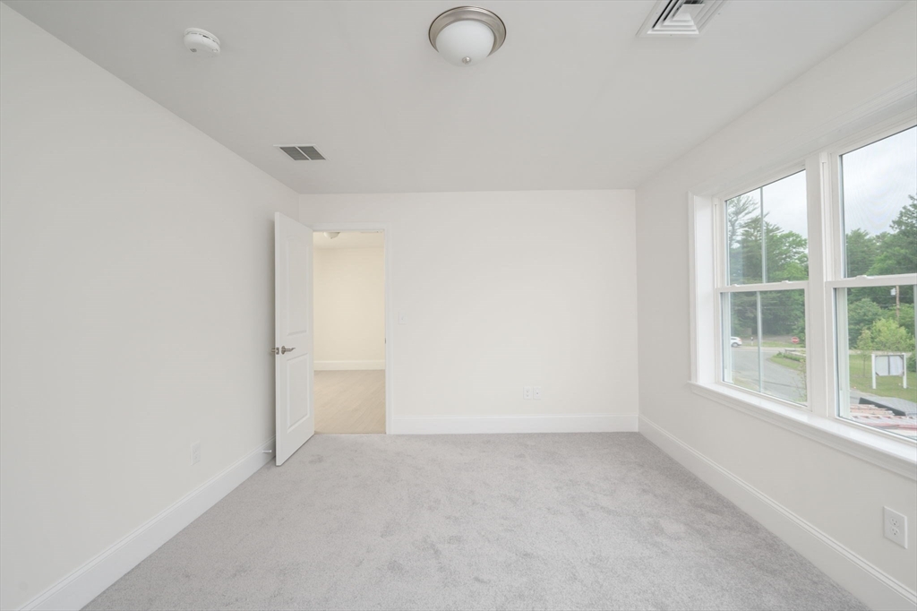 26 Howland Trail # 32