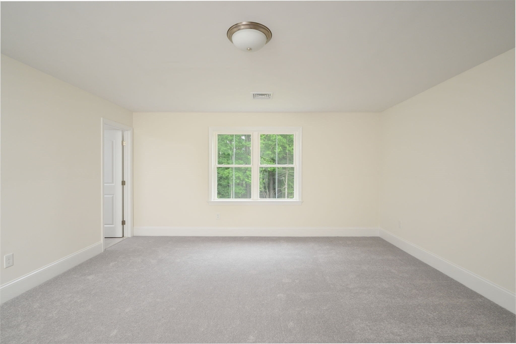 26 Howland Trail # 32