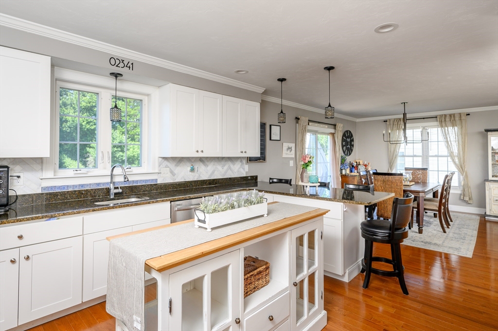 102 Sawmill Ln # 102
