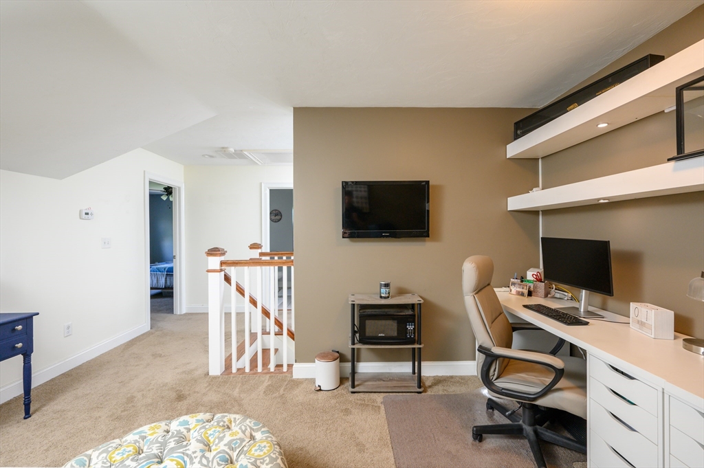 102 Sawmill Ln # 102