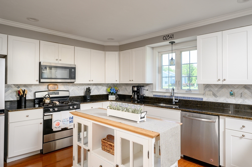 102 Sawmill Ln # 102