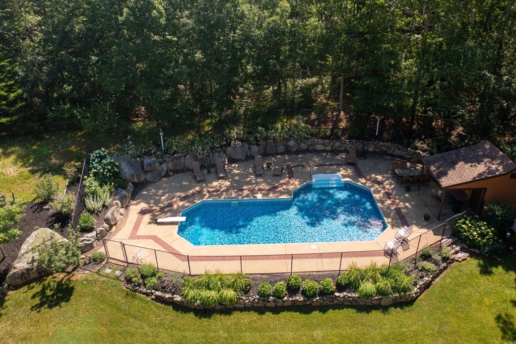 42 Crabtree Rd
