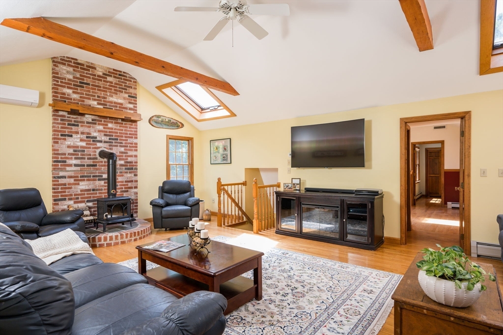 42 Crabtree Rd