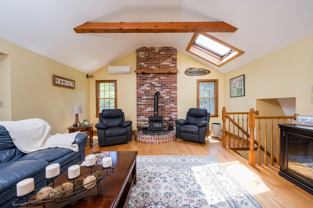 42 Crabtree Rd