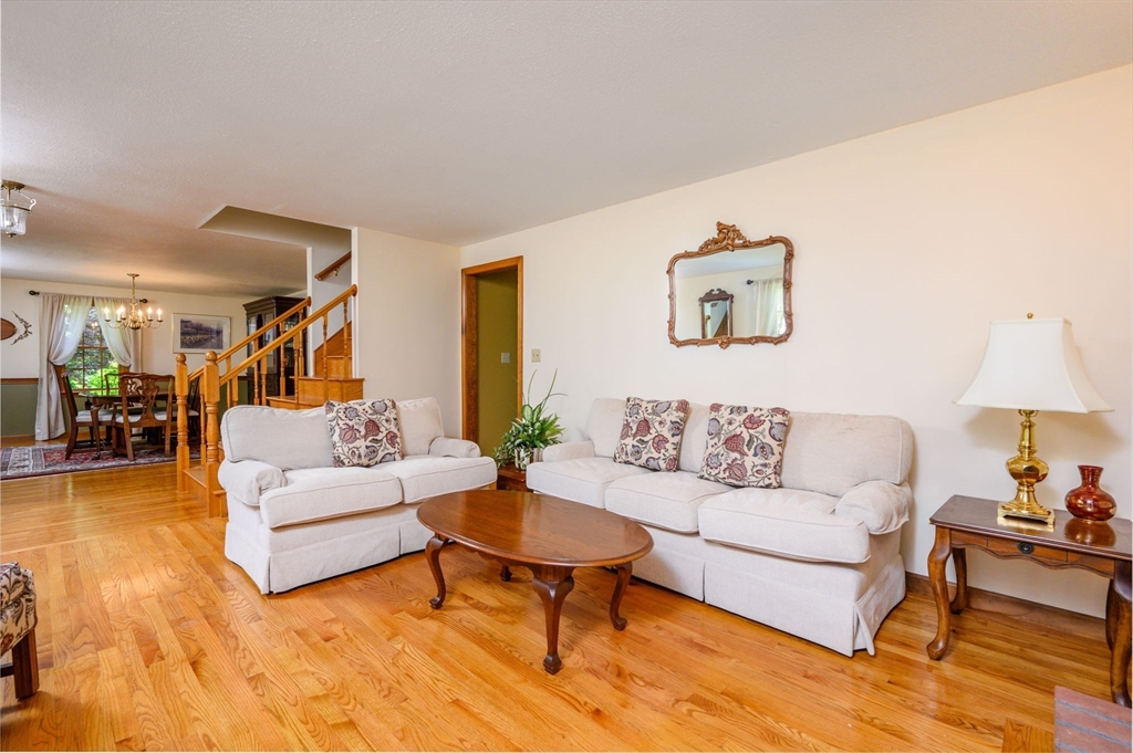 42 Crabtree Rd