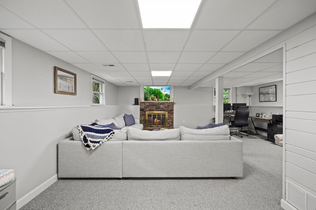 26 Delorenzo Drive