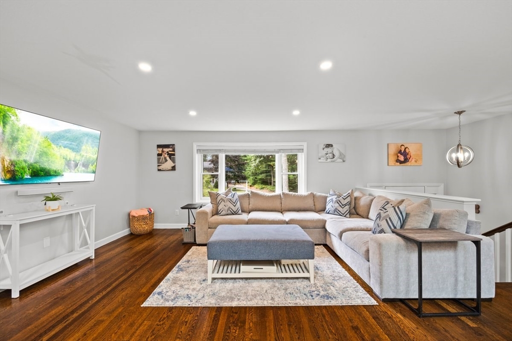 26 Delorenzo Drive