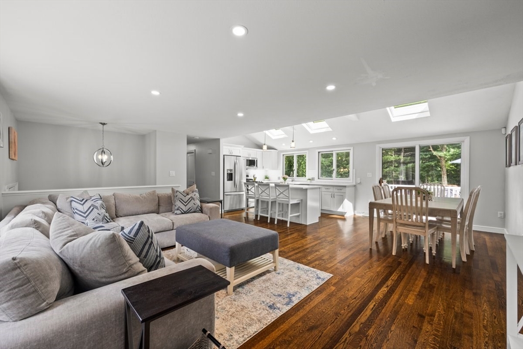 26 Delorenzo Drive