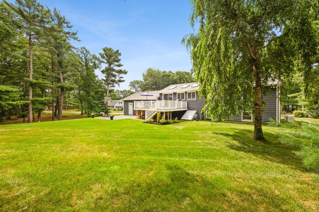 26 Delorenzo Drive