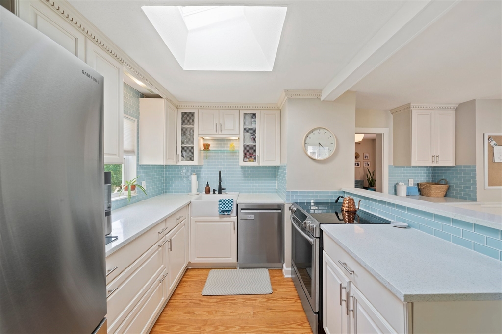 96 Lincoln St