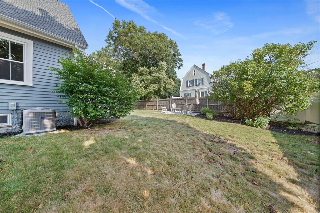 96 Lincoln St