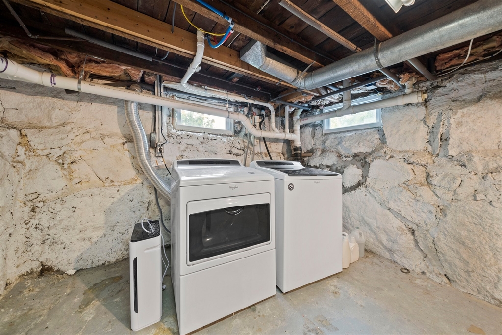 96 Lincoln St