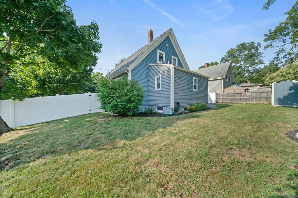 96 Lincoln St