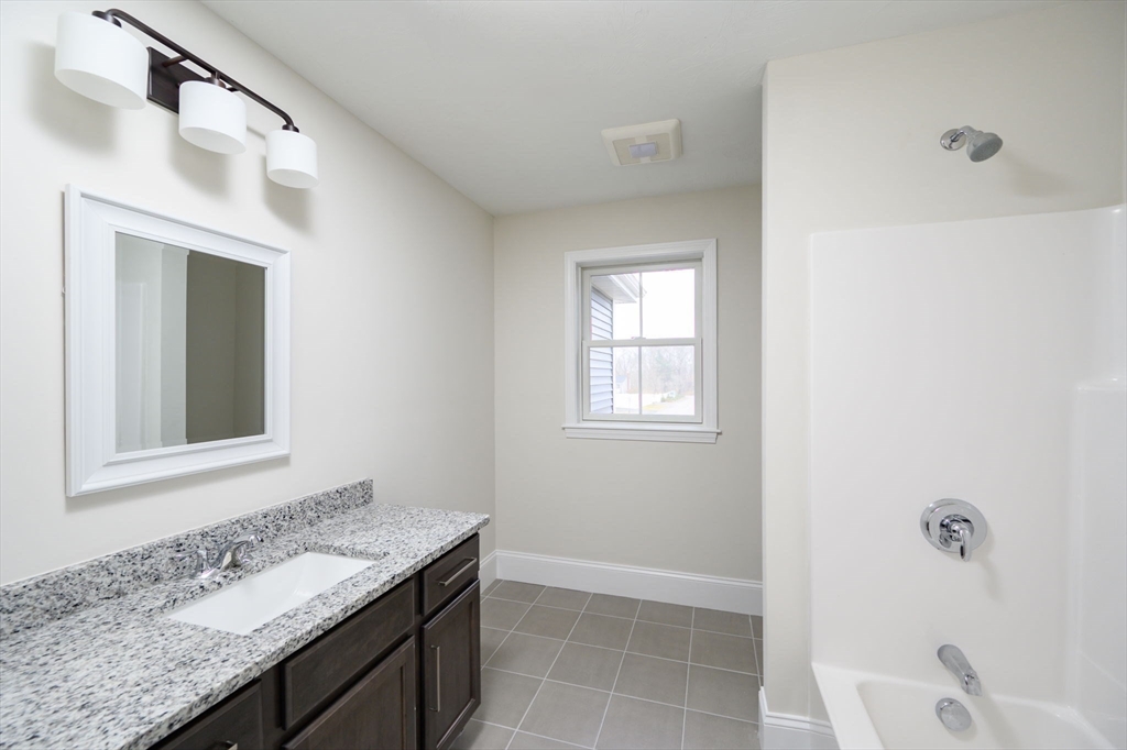 28 Metacomet Road # 28 Unit: #28