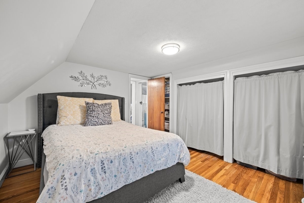 39 Hilltop Road