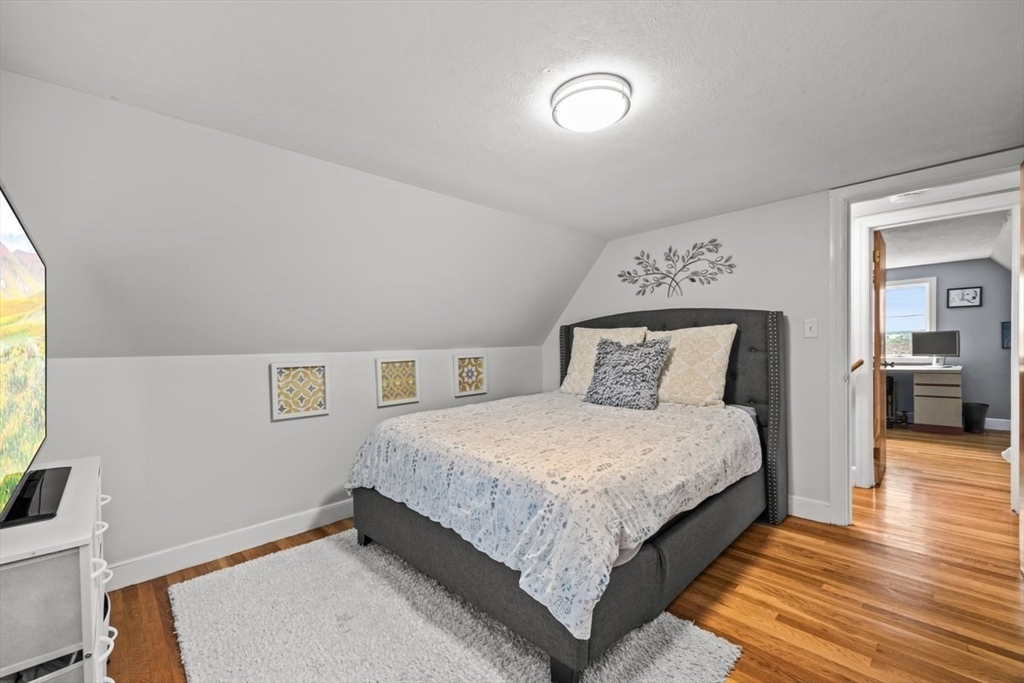39 Hilltop Road
