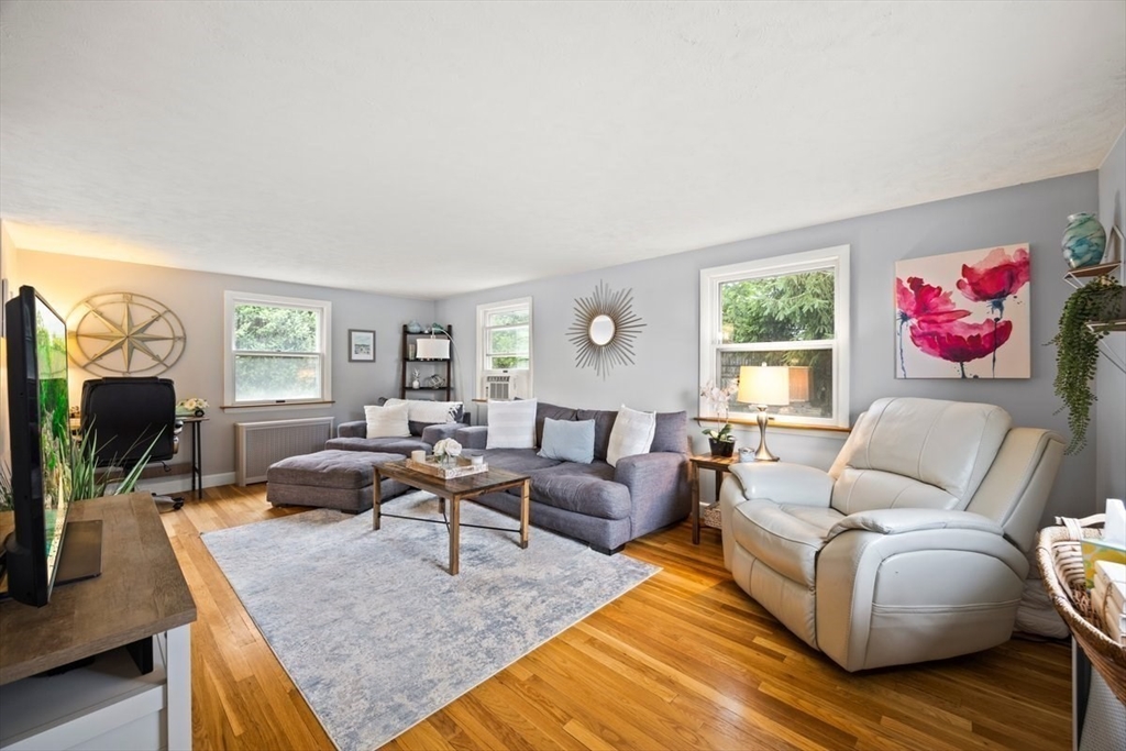 39 Hilltop Road