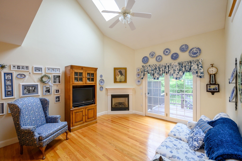 41 Liberty Dr # 41