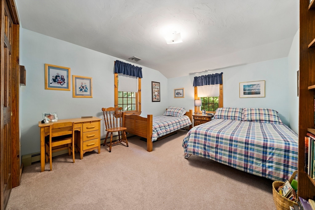 12 Running Stream Rd