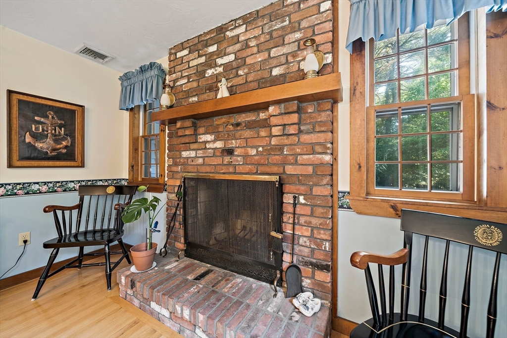 12 Running Stream Rd