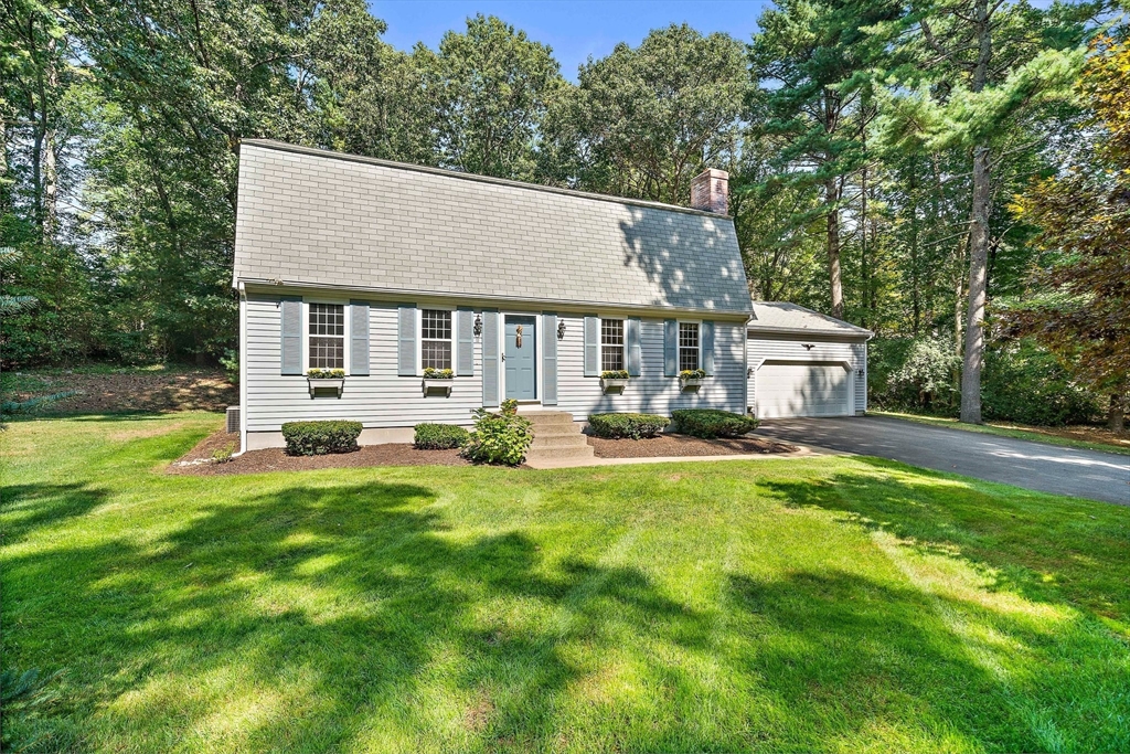 12 Running Stream Rd