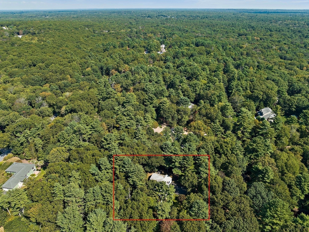 12 Running Stream Rd