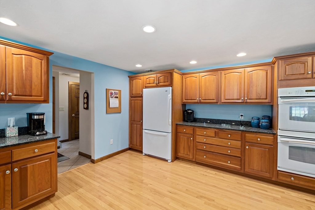 12 Running Stream Rd